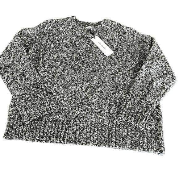 Calvin Klein sweater - Picture 1 of 10